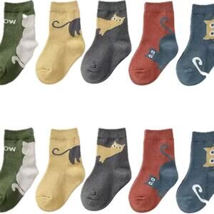 New lot of 5 pair toddler “cat” socks 2-3 years